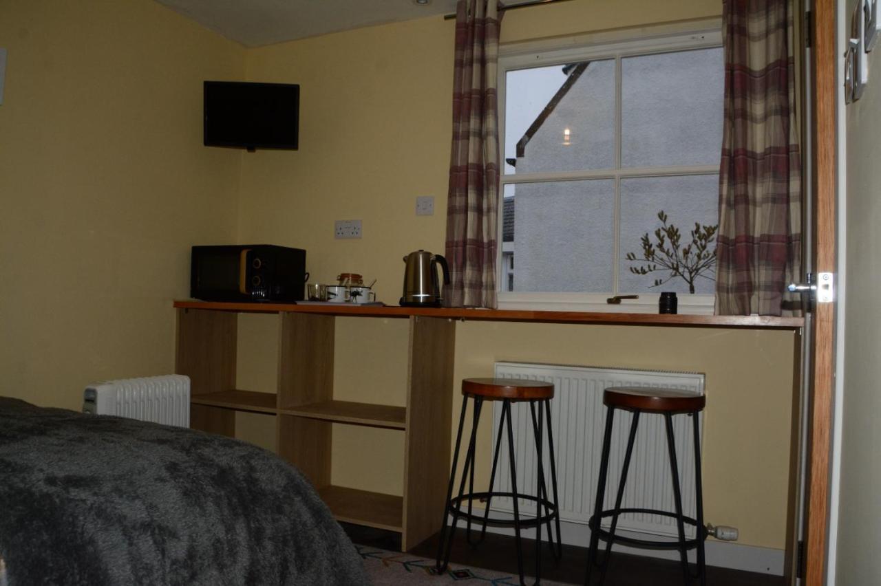 Room At The Back, 2 George Street Avoch Экстерьер фото